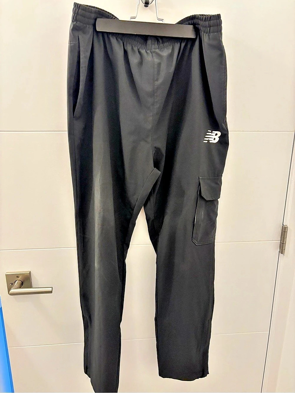 New Balance Men's Woven Cargo Pant Black